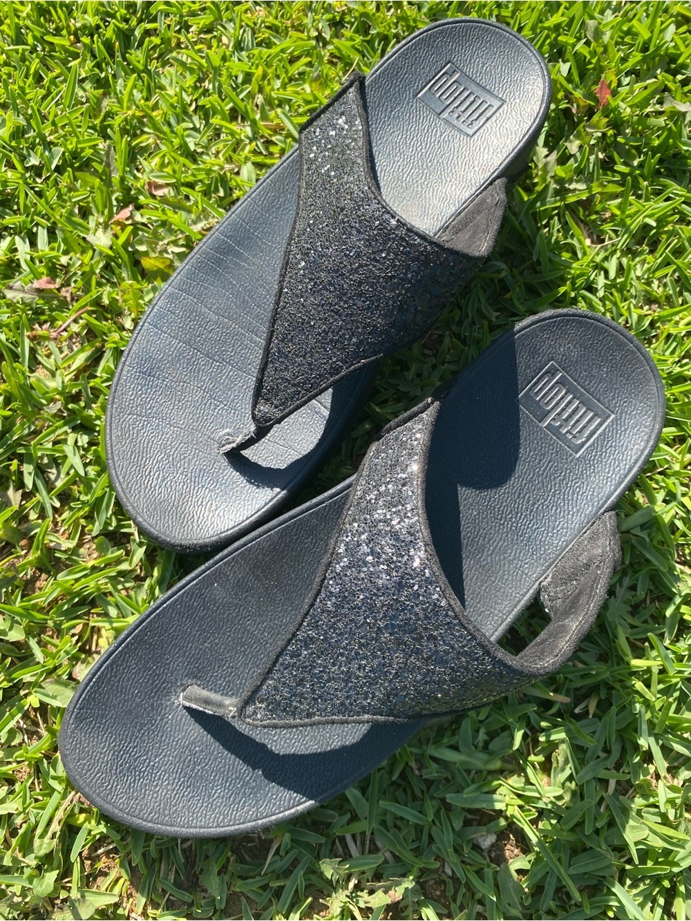 FitFlop Black Glitter Thong Sandals Comfort Wedge Flip Flops US 9